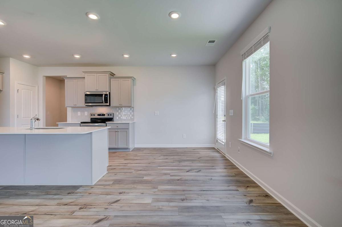 128 St Annes Place Covington, GA 30016 - Photo 10 of 30