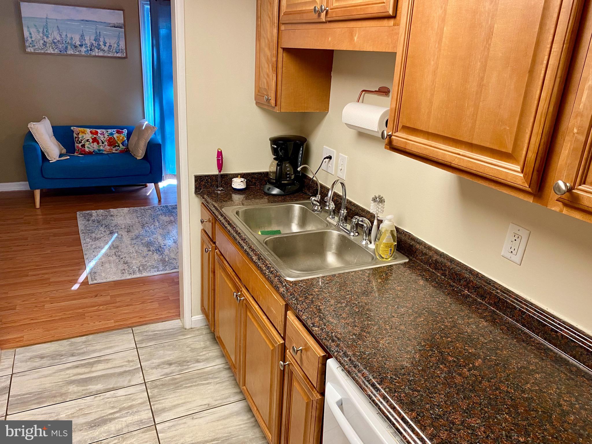 1915 Ridgeville Road Edgewater, MD 21037 - Photo 22 of 48 Upgraded counter tops with large double sink