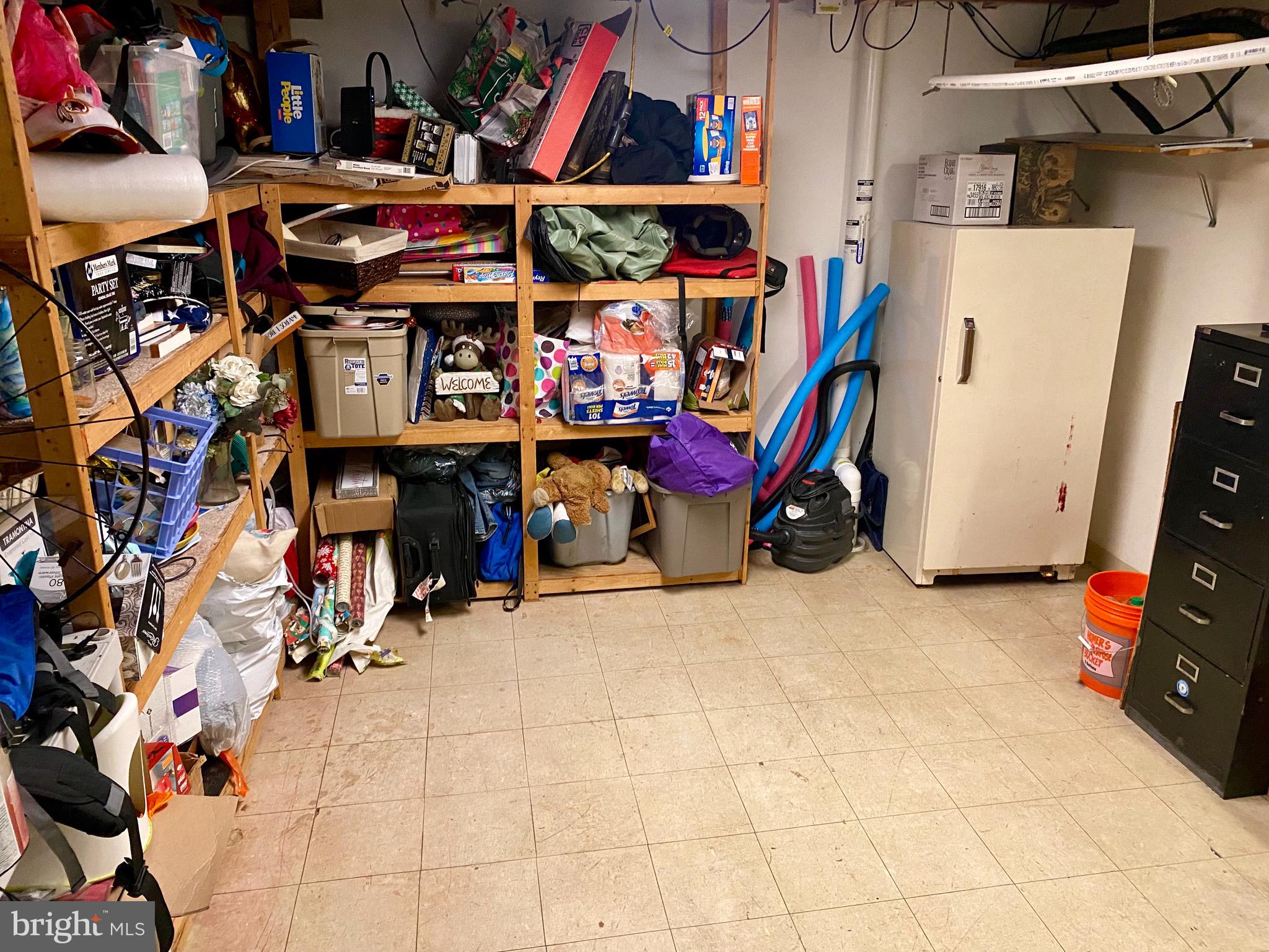 1915 Ridgeville Road Edgewater, MD 21037 - Photo 47 of 48 Storage space