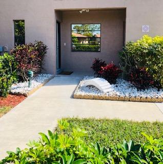 9232 Pecky Cypress Lane, Unit 2I Boca Raton, FL 33428 - Photo 1 of 15 front