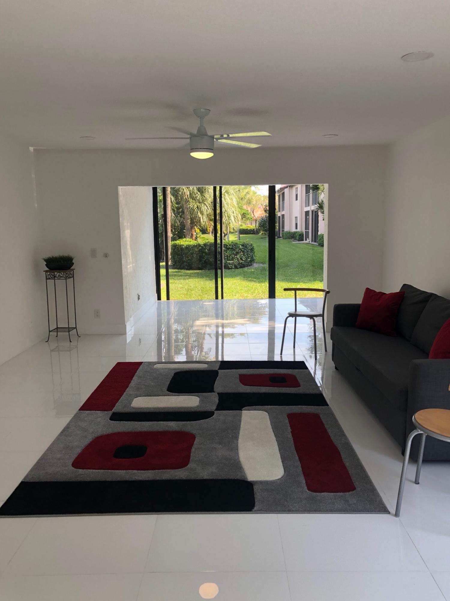 9232 Pecky Cypress Lane, Unit 2I Boca Raton, FL 33428 - Photo 4 of 15 IMG_0669