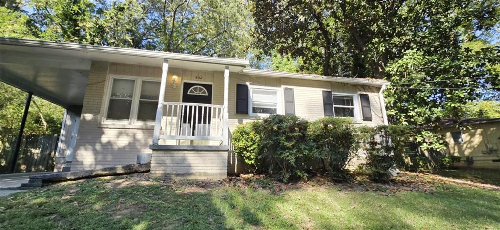 852 Alfred Road Northwest Atlanta, GA 30331 - Photo 1 of 1