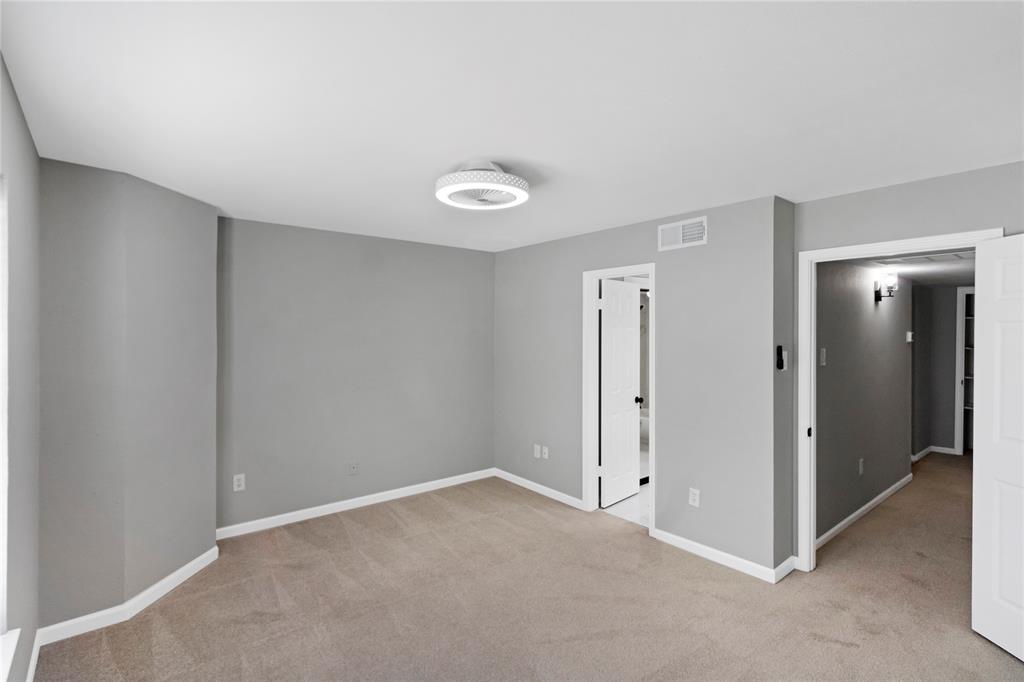 2835 Keller Springs Road, Unit 903 Carrollton, TX 75006 - Photo 8 of 19