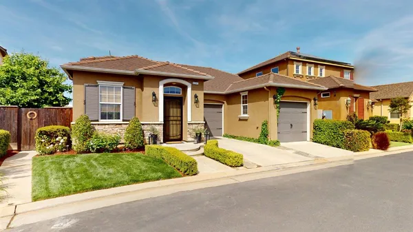 $417,000 | 4207 Serena Lane, Clovis, CA 93619