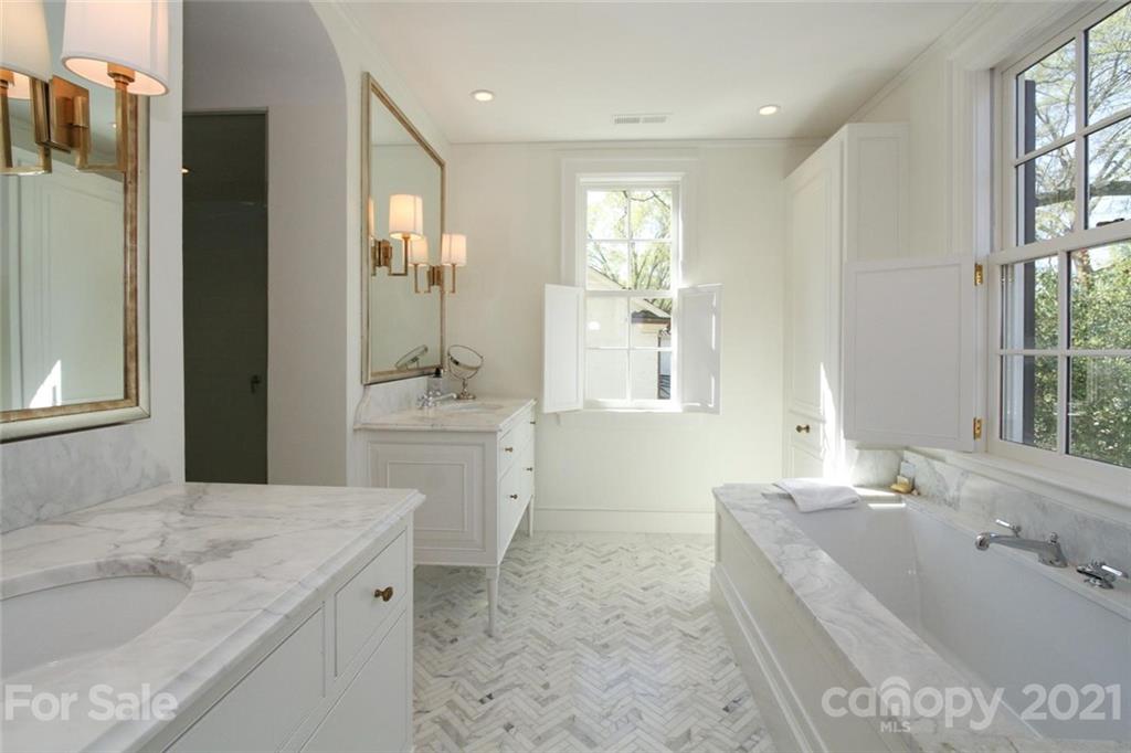 240 Colville Road Charlotte, NC 28207 - Photo 22 of 39 Gallery Image 22