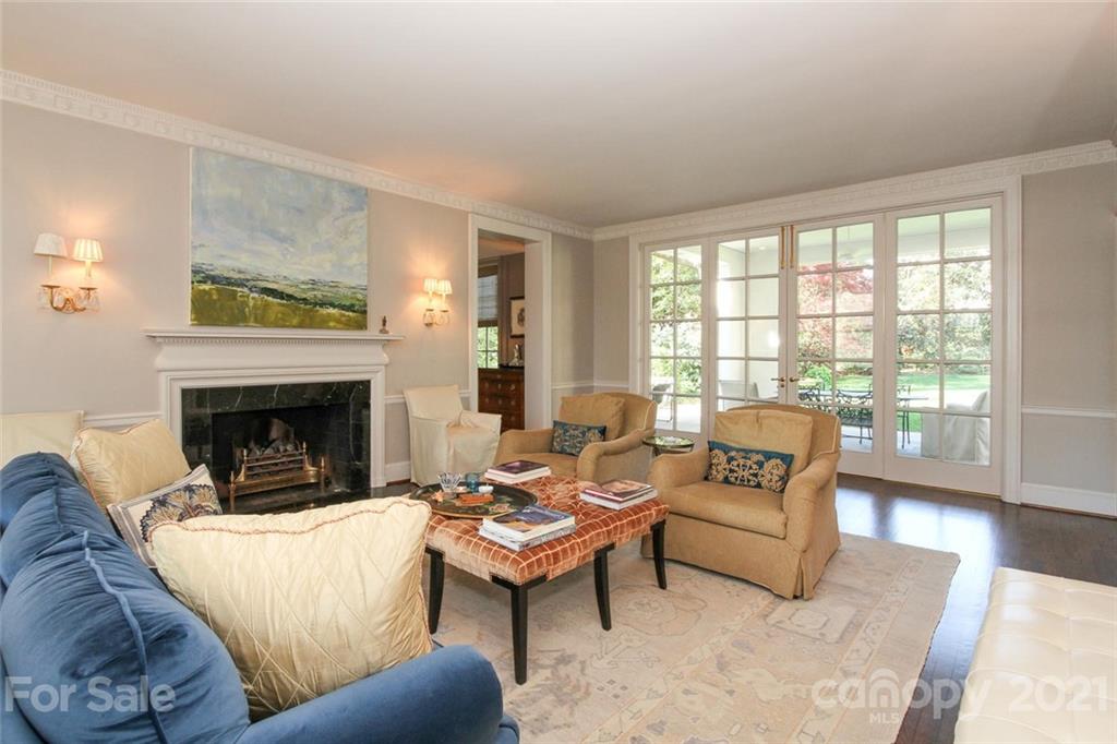 240 Colville Road Charlotte, NC 28207 - Photo 8 of 39 Gallery Image 8
