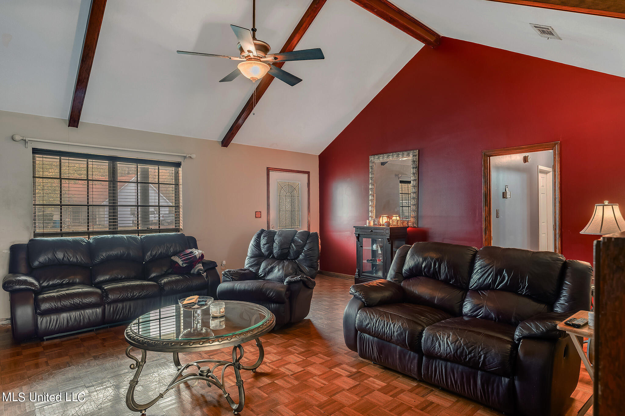 5026 Raintree Drive Byram, MS 39272 - Photo 5 of 14 20231201_5026RaintreeDrive-5
