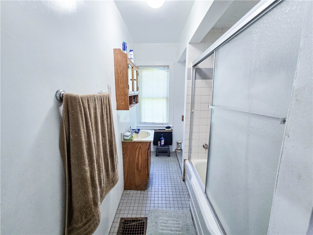 378 Scio Street Rochester, NY 14605 - Photo 13 of 21 Gallery Image 13