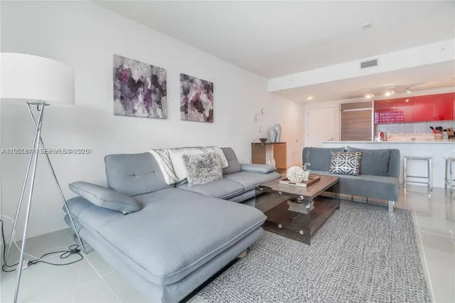 $3,500 | 1100 South Miami Avenue, Unit 1109, Miami, FL 33130