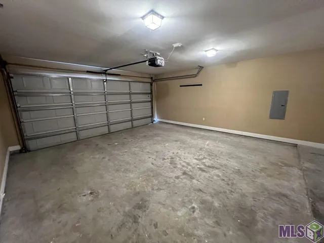 $1,800 | 767 Summer Breeze Drive, Baton Rouge, LA 70810