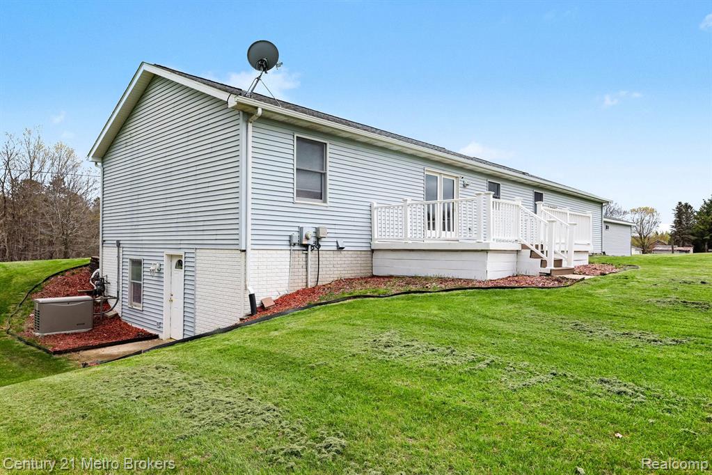 3861 5 Lakes Road Lapeer, MI 48446 - Photo 23 of 30