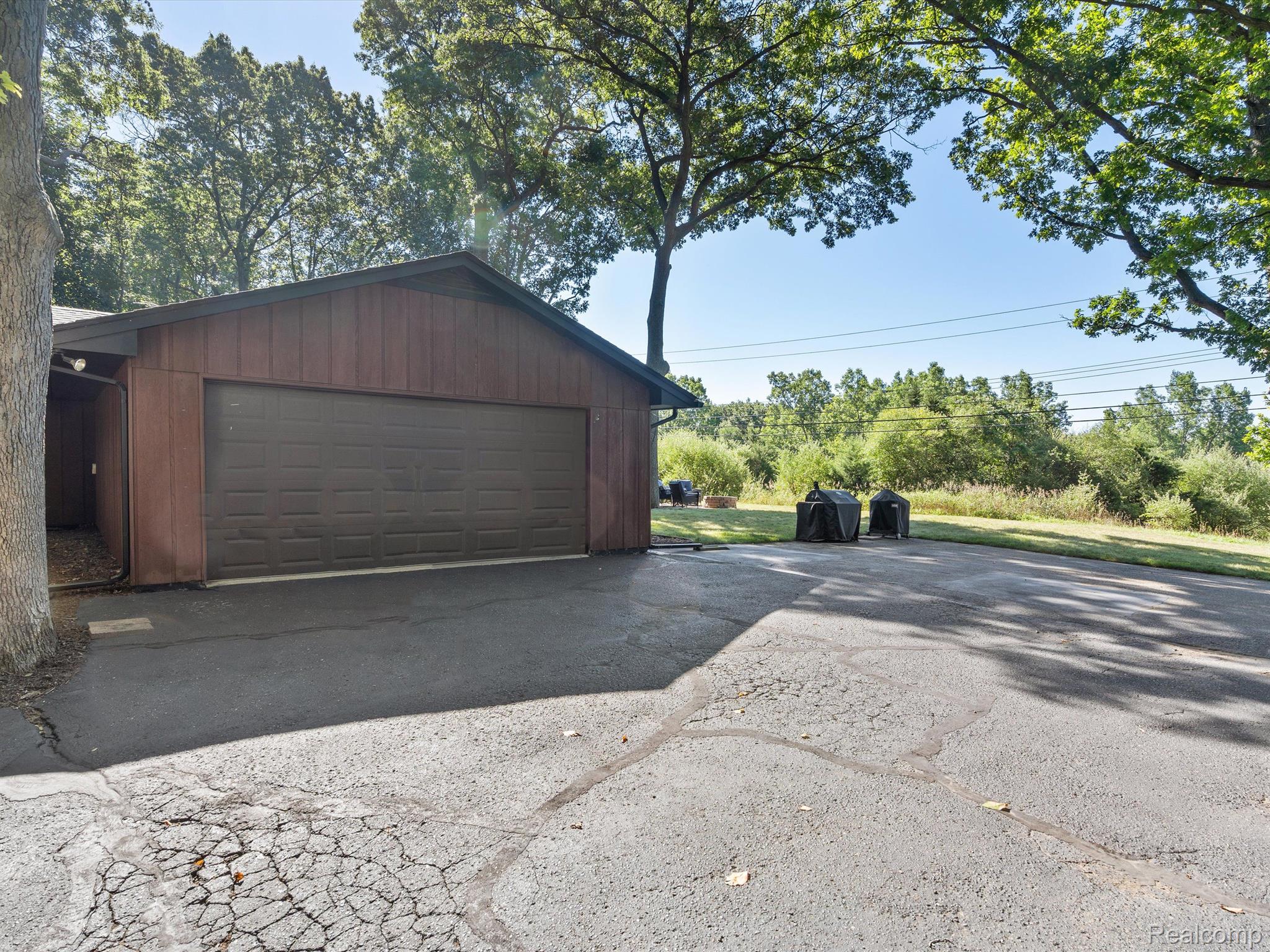 434 West Maryknoll Road Rochester, MI 48309 - Photo 12 of 35