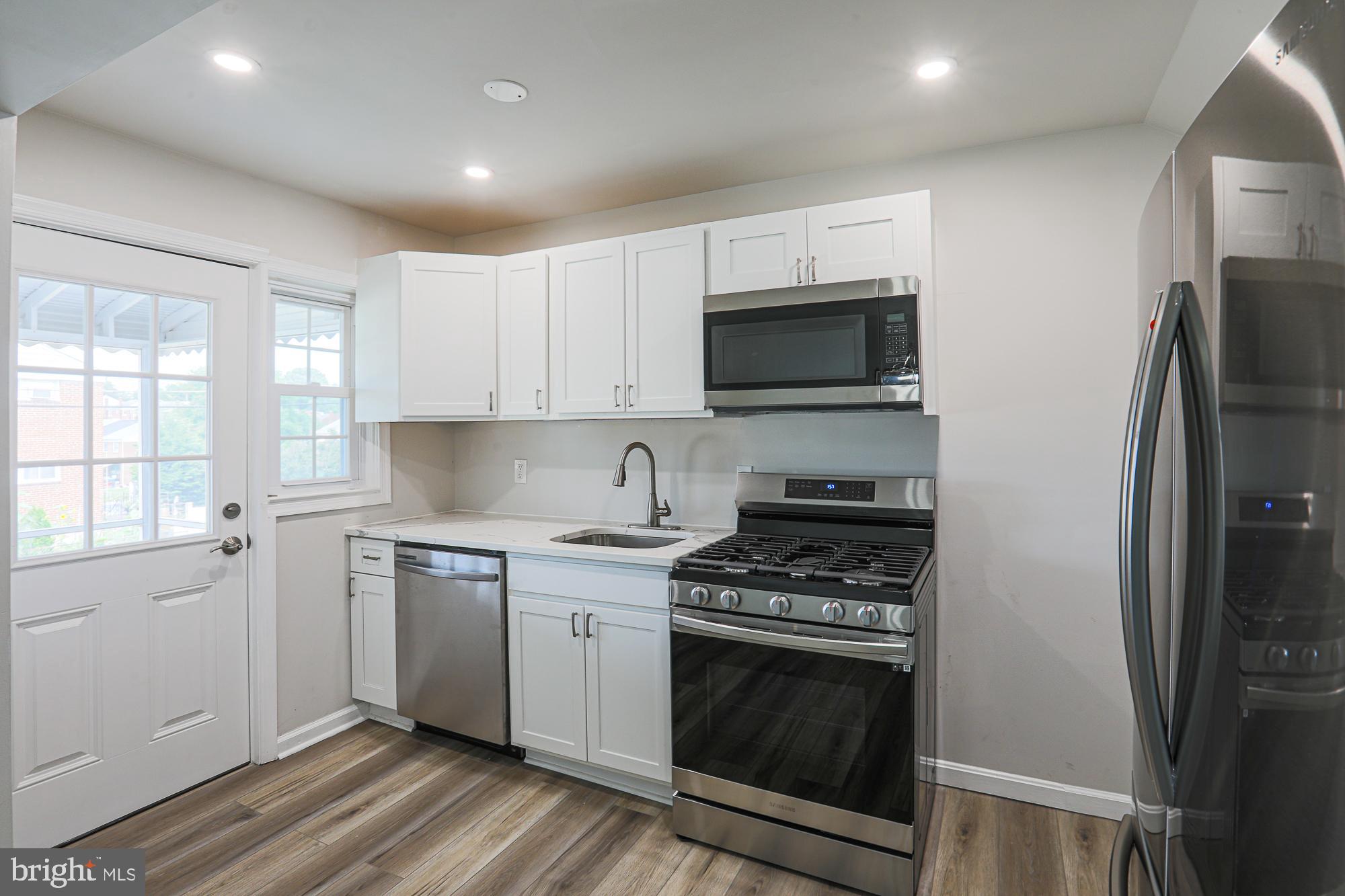2718 Norfen Road Halethorpe, MD 21227 - Photo 16 of 40