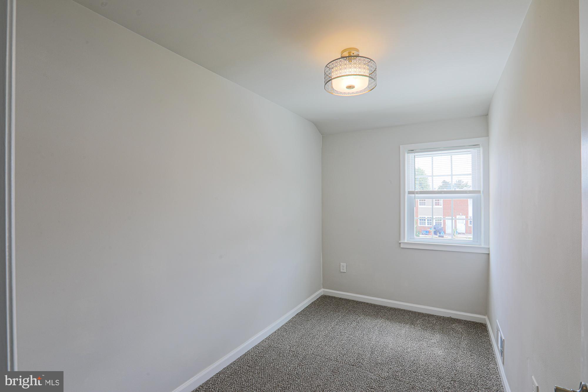2718 Norfen Road Halethorpe, MD 21227 - Photo 29 of 40