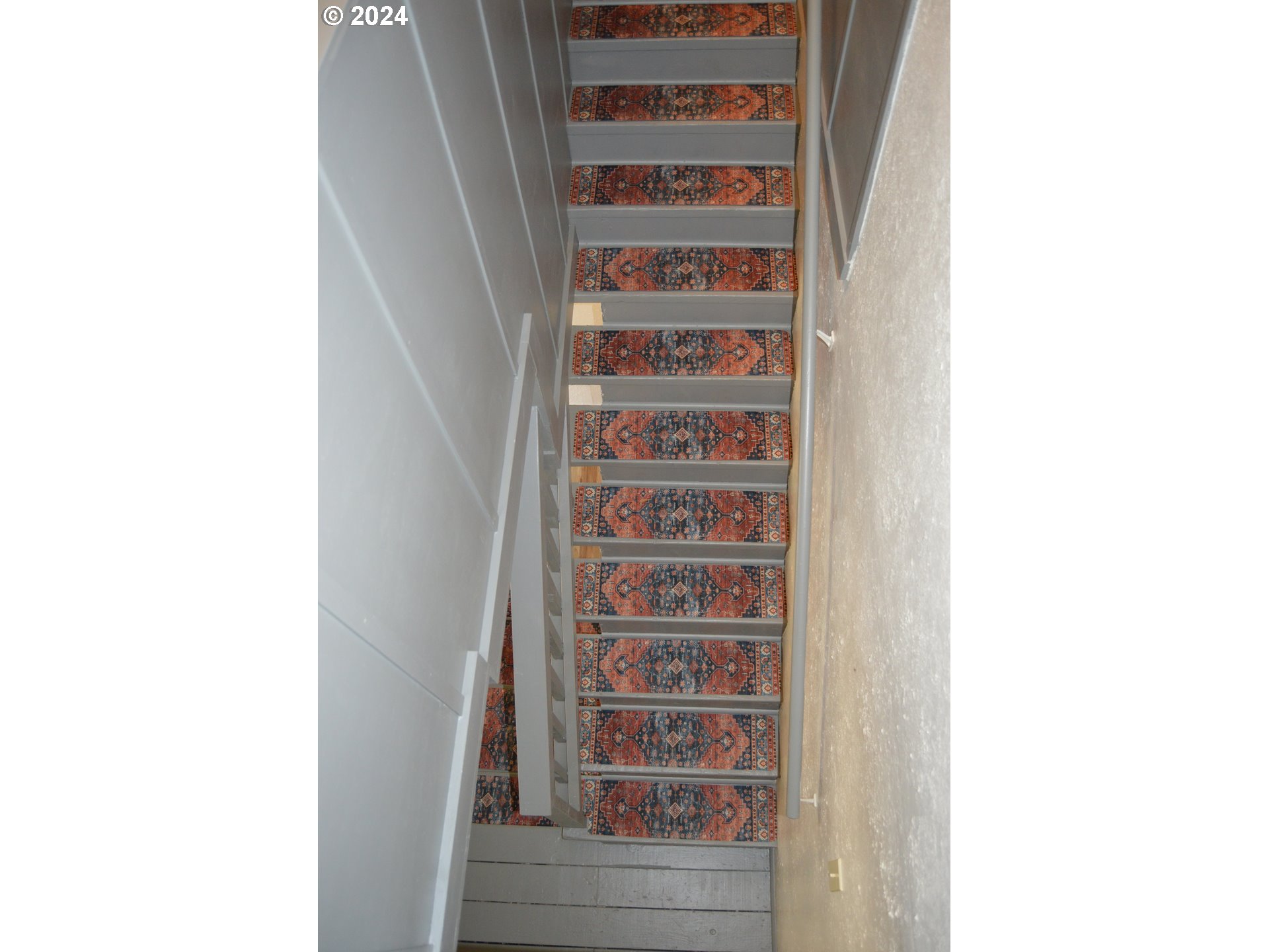 705 Couch Avenue Wallowa, OR 97885 - Photo 12 of 35 a view of front door with door