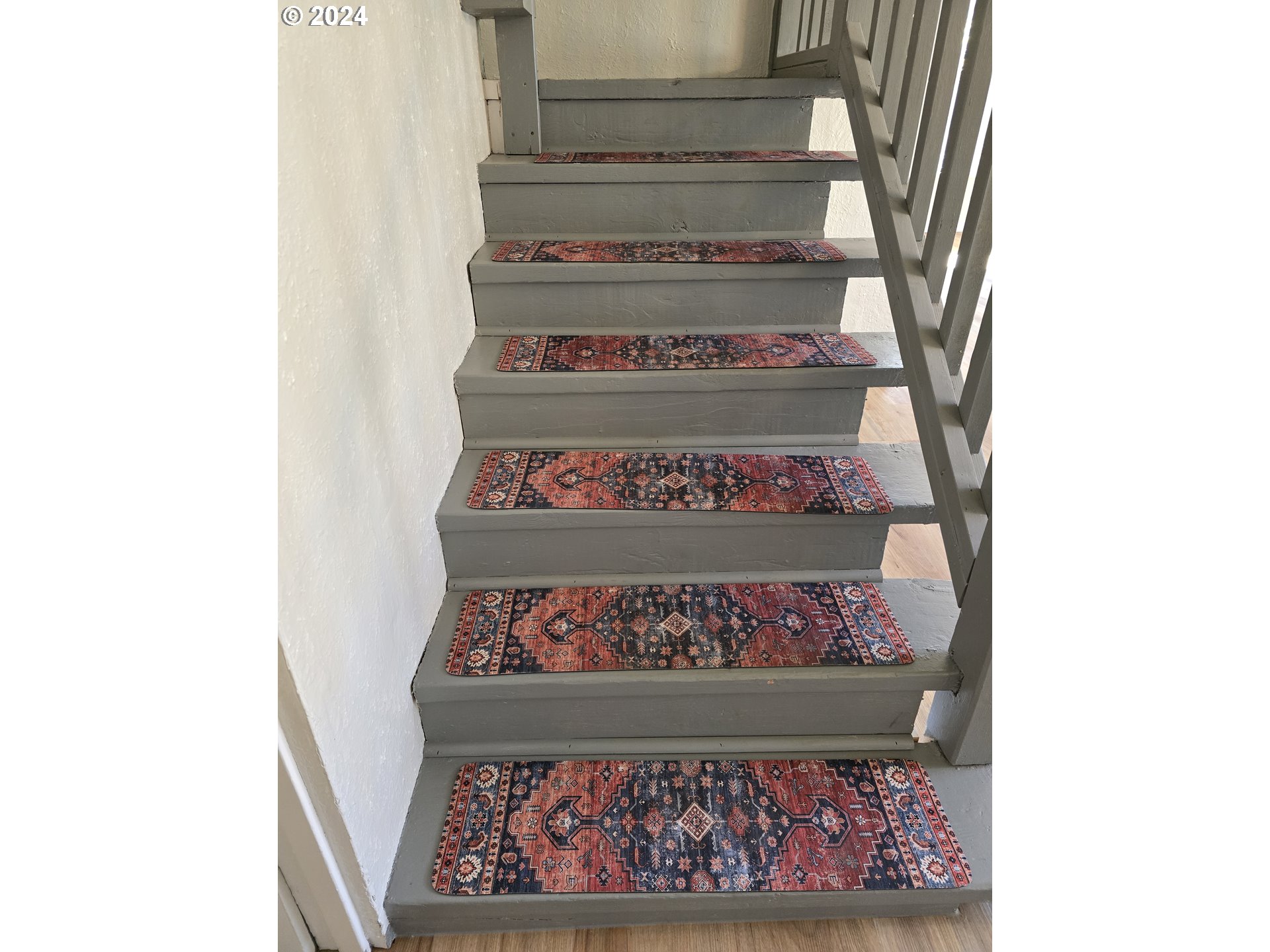 705 Couch Avenue Wallowa, OR 97885 - Photo 6 of 35 a view of entryway