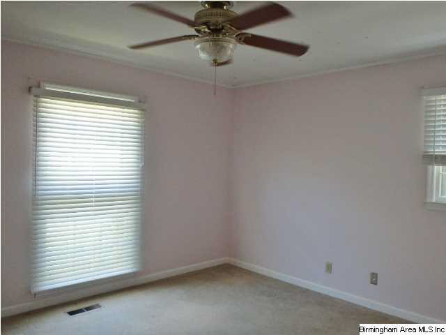 517 Country Club Road Sylacauga, AL 35150 - Photo 6 of 17