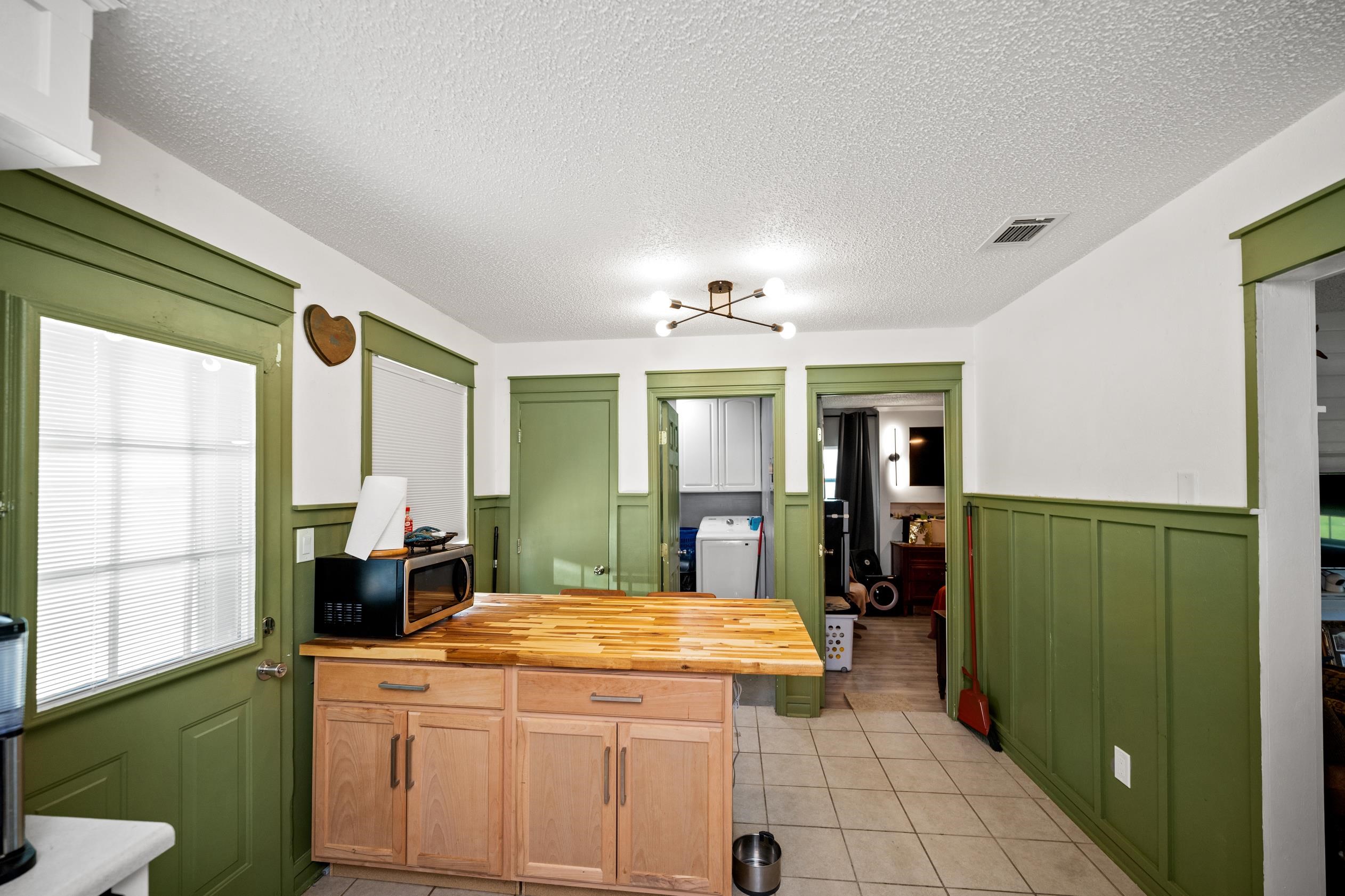 1807 Candlestick Court West Foley, AL 36535 - Photo 9 of 25 Kitchen