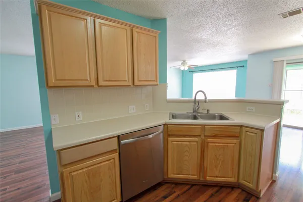 $2,300 | 9705 Dalewood Drive, Austin, TX 78729