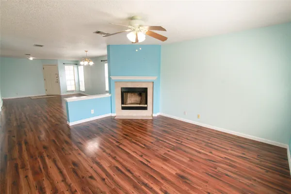 $2,300 | 9705 Dalewood Drive, Austin, TX 78729