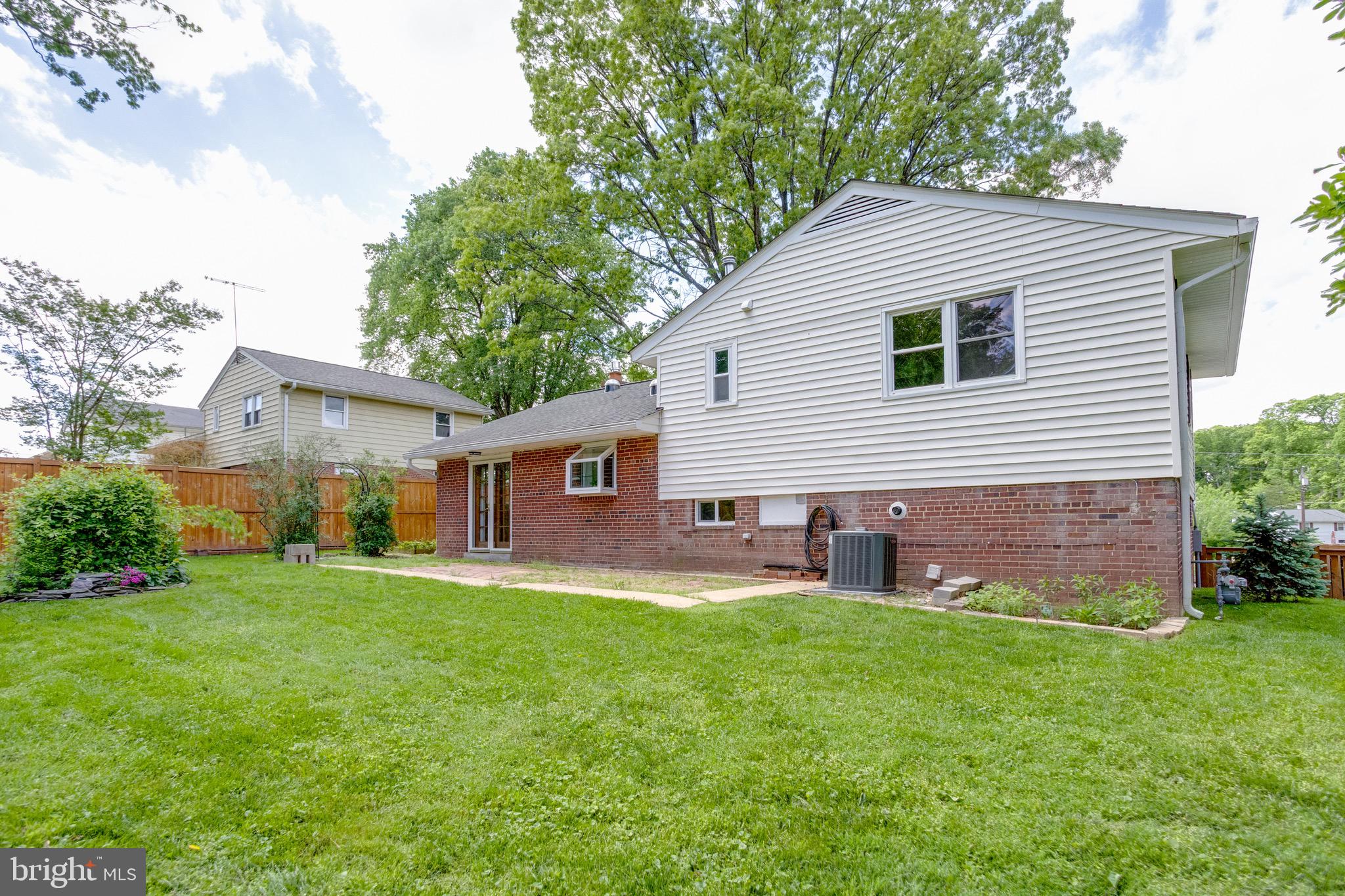 7419 Bath Street Springfield, VA 22150 - Photo 34 of 37 Gallery Image 34