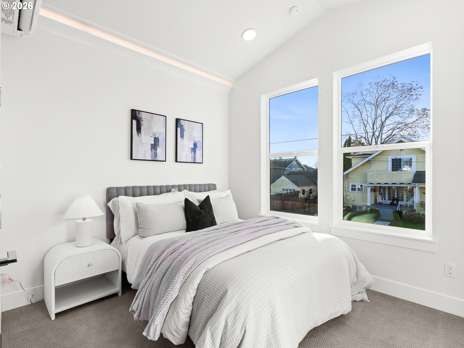 6205 Northeast Stanton Street Portland, OR 97213 - Photo 11 of 17