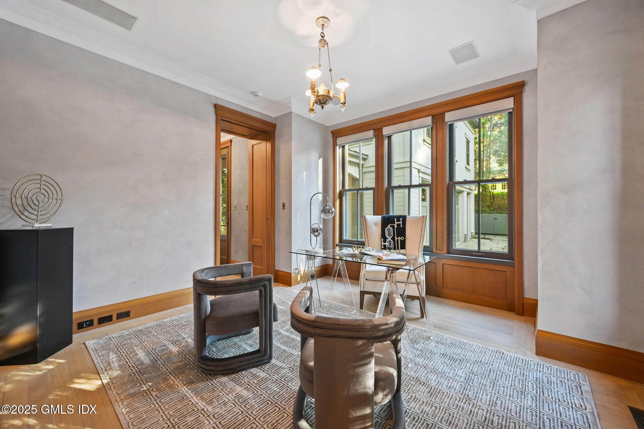 16 Martin Dale North Greenwich, CT 06830 - Photo 13 of 43 11-web-or-mls-16-martin-dale-n