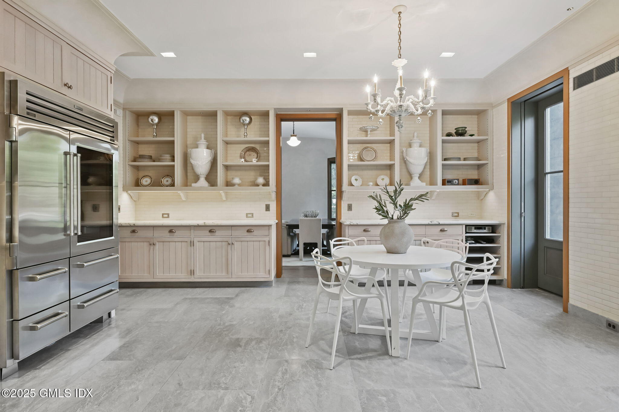 16 Martin Dale North Greenwich, CT 06830 - Photo 9 of 43 30-web-or-mls-16-martin-dale-n