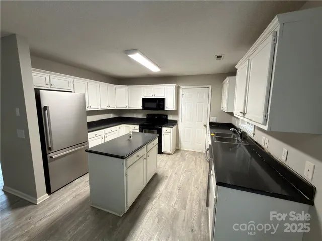 $227,000 | 1862 Green Leaf Court, Conover, NC 28613