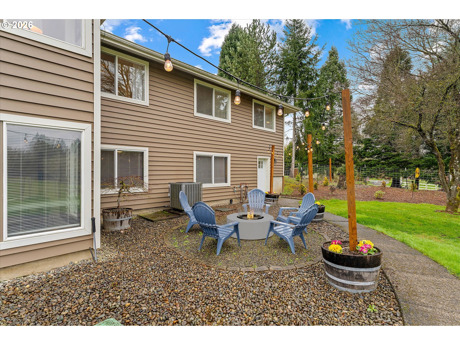 26314 Northeast 37th Avenue Ridgefield, WA 98642 - Photo 32 of 45 Fire Pit