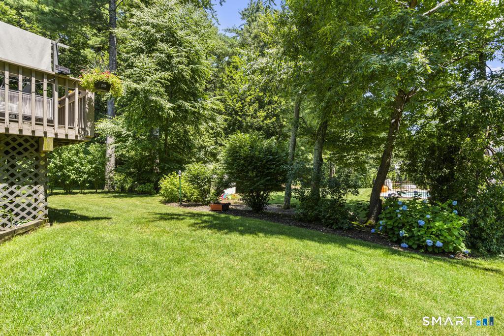2 Brickham Way Burlington, CT 06013 - Photo 35 of 37