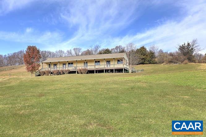 863 Lotts Road Middlebrook, VA 24459 - Photo 31 of 42 a view of a big room with a big yard and large trees