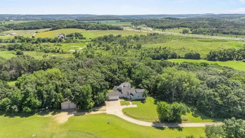 $1,090,000 | N4636 County Road V, Poynette, WI 53955
