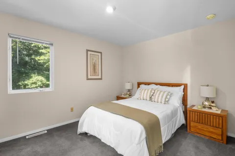 $1,090,000 | N4636 County Road V, Poynette, WI 53955