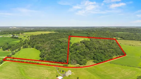 $1,090,000 | N4636 County Road V, Poynette, WI 53955