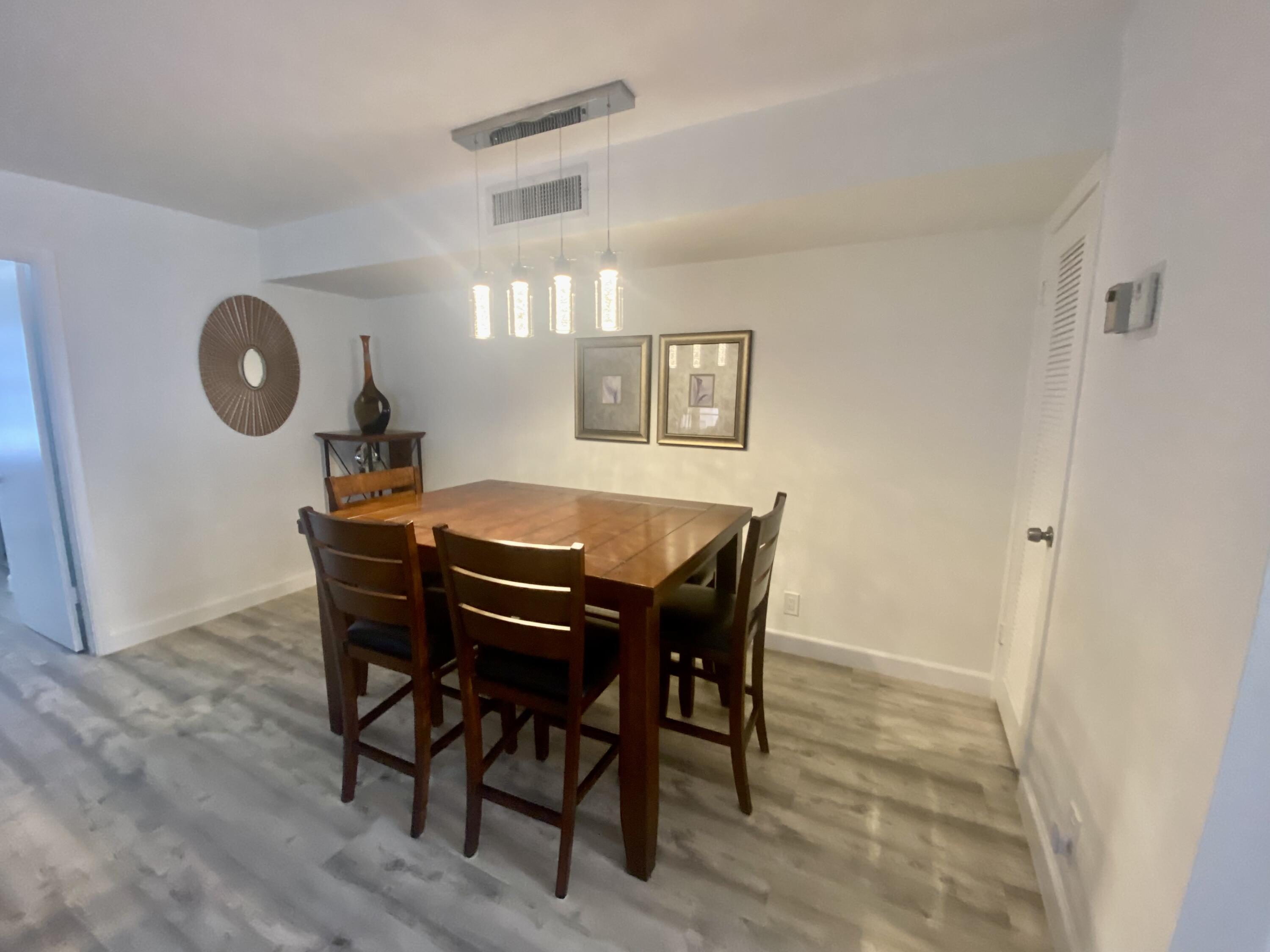 122 Capri B Delray Beach, FL 33484 - Photo 4 of 29 IMG-1547