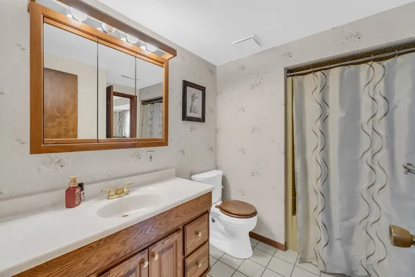 $698,499 | 3303 Vermont Road, Woodstock, IL 60098