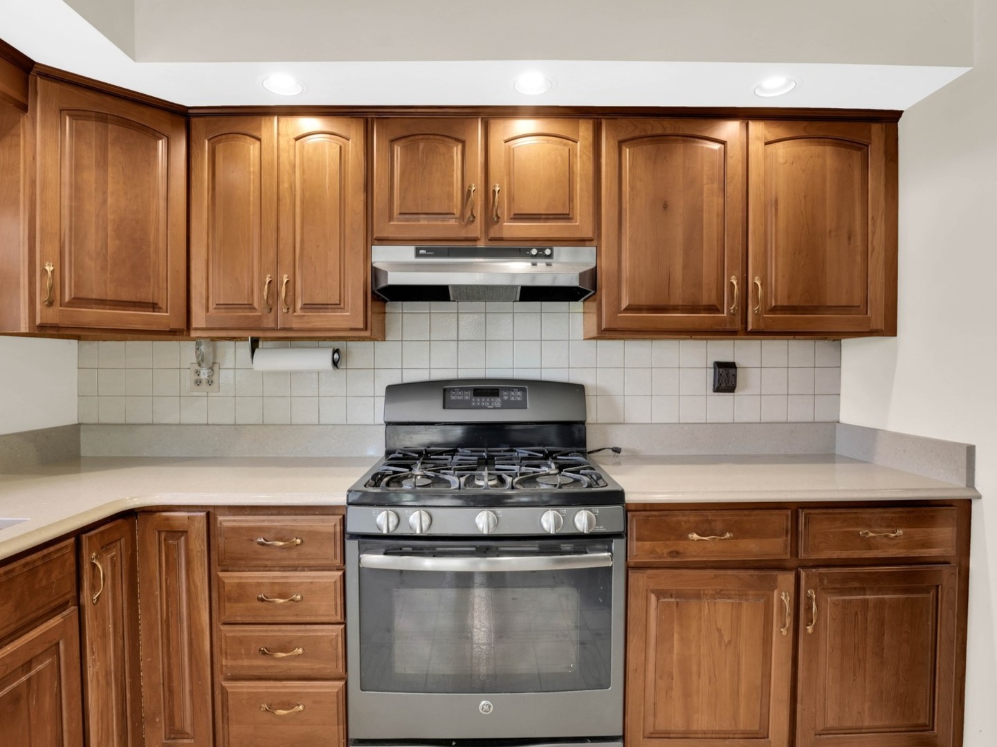 3303 Vermont Road Woodstock, IL 60098 - Photo 9 of 68