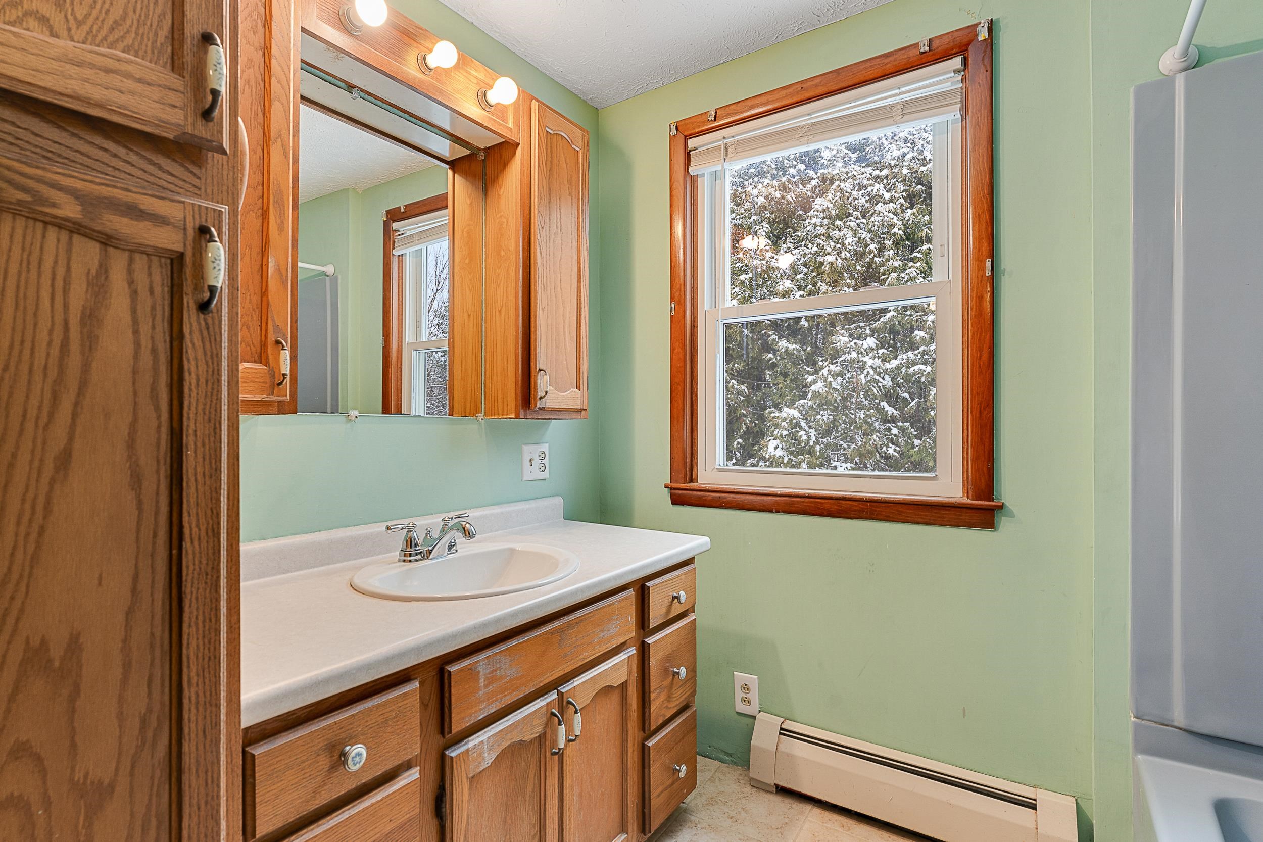 24 Lake Street Swanton, VT 05488 - Photo 13 of 35