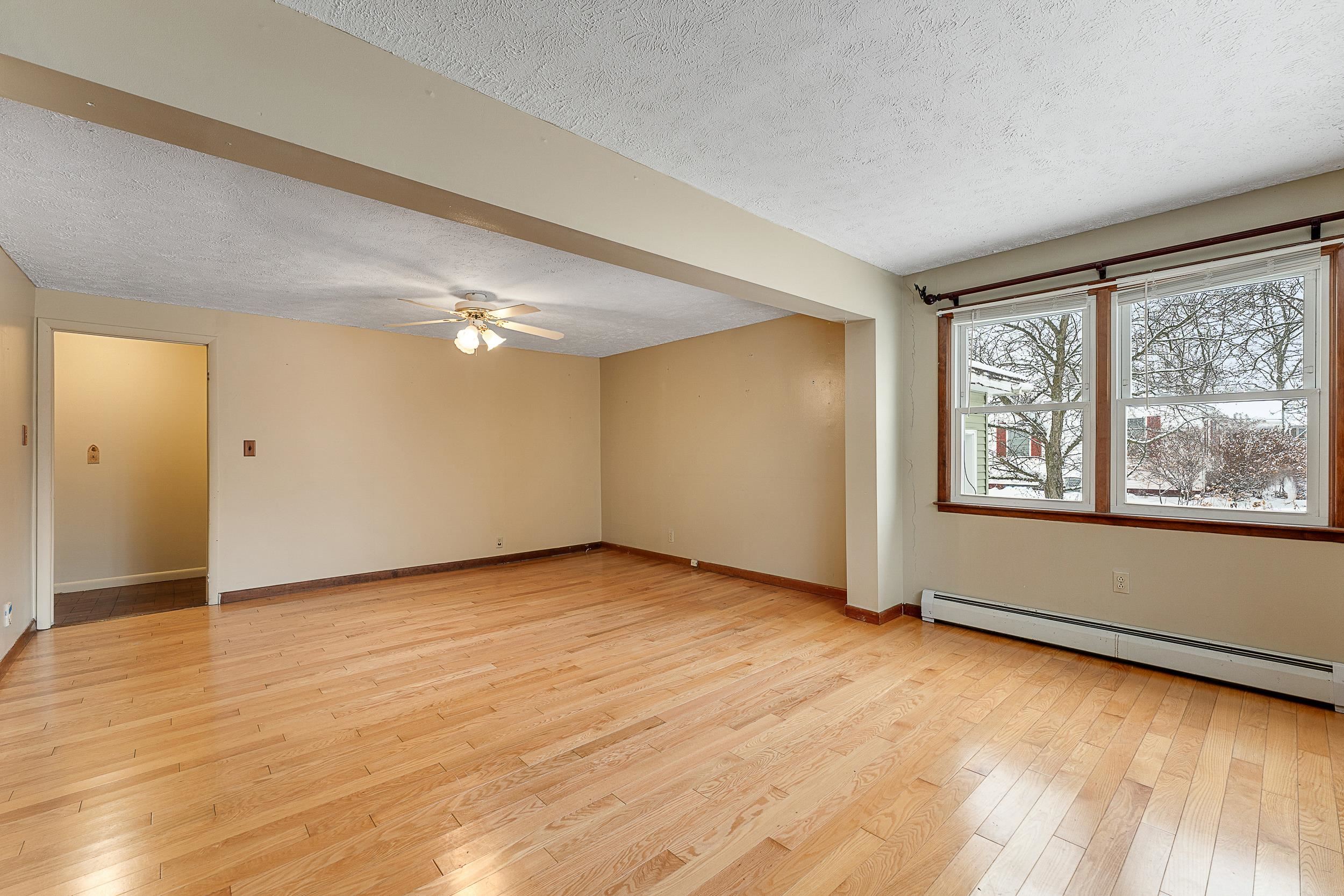 24 Lake Street Swanton, VT 05488 - Photo 4 of 35