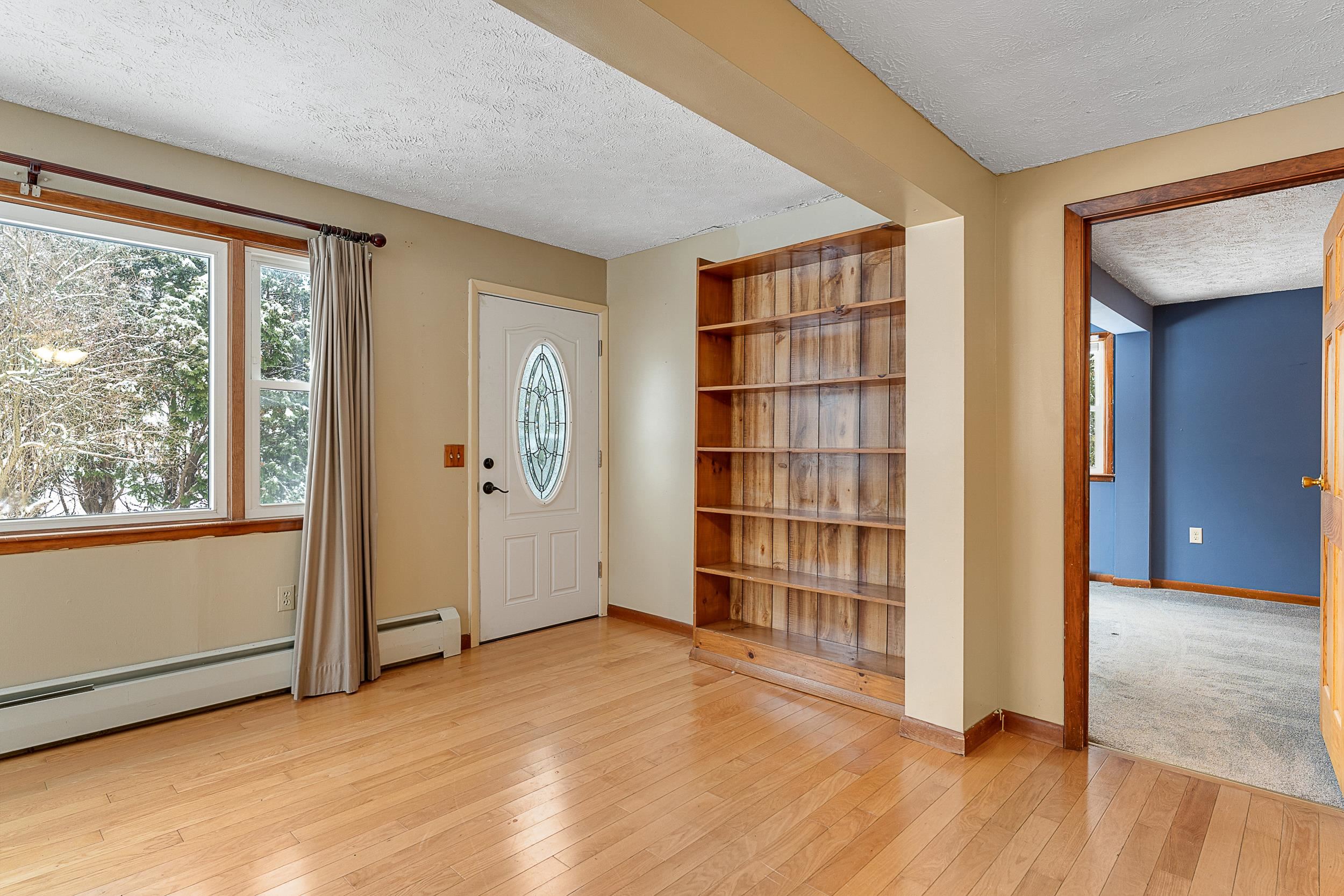 24 Lake Street Swanton, VT 05488 - Photo 7 of 35