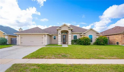 $388,900 | 3817 Kangaroo Court, Corpus Christi, TX 78414
