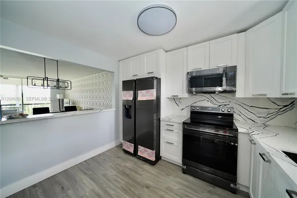 $134,999 | 2541 Aragon Boulevard, Unit 305, Sunrise, FL 33322
