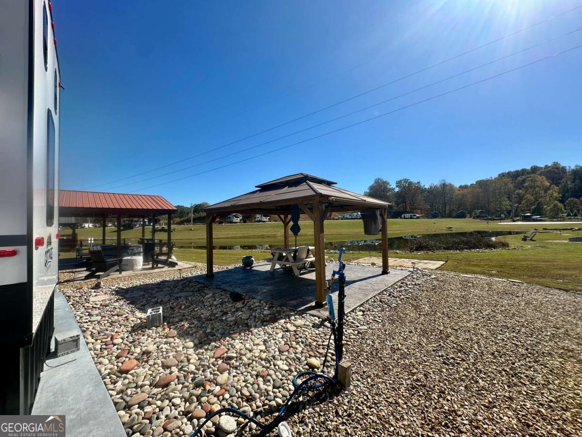 185 Mountain Meadows Drive, Unit 185 Blue Ridge, GA 30513 - Photo 8 of 19