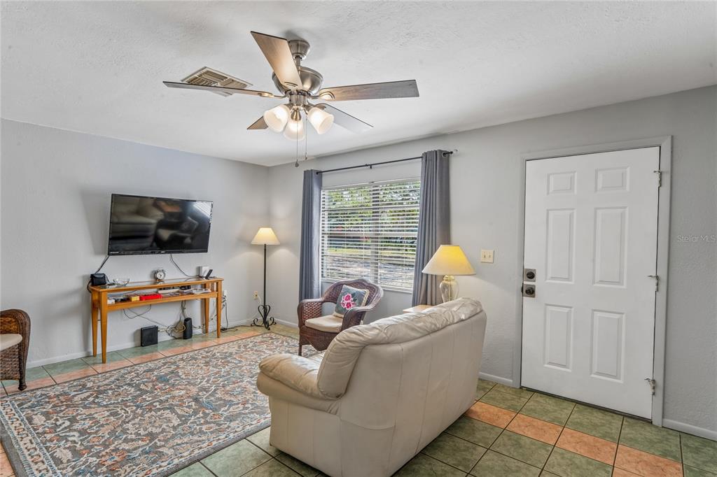 14345 Missouri Skylark Road Weeki Wachee, FL 34614 - Photo 7 of 46