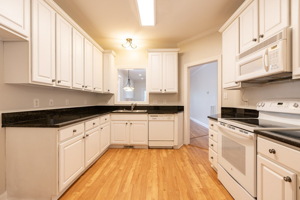 2005 Castle Pines Drive Raleigh, NC 27604 - Photo 6 of 30 Kitchen