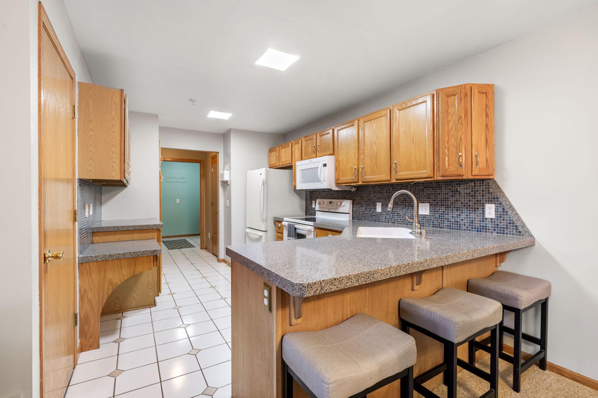 4691 Centerville Road St. Paul, MN 55127 - Photo 9 of 33