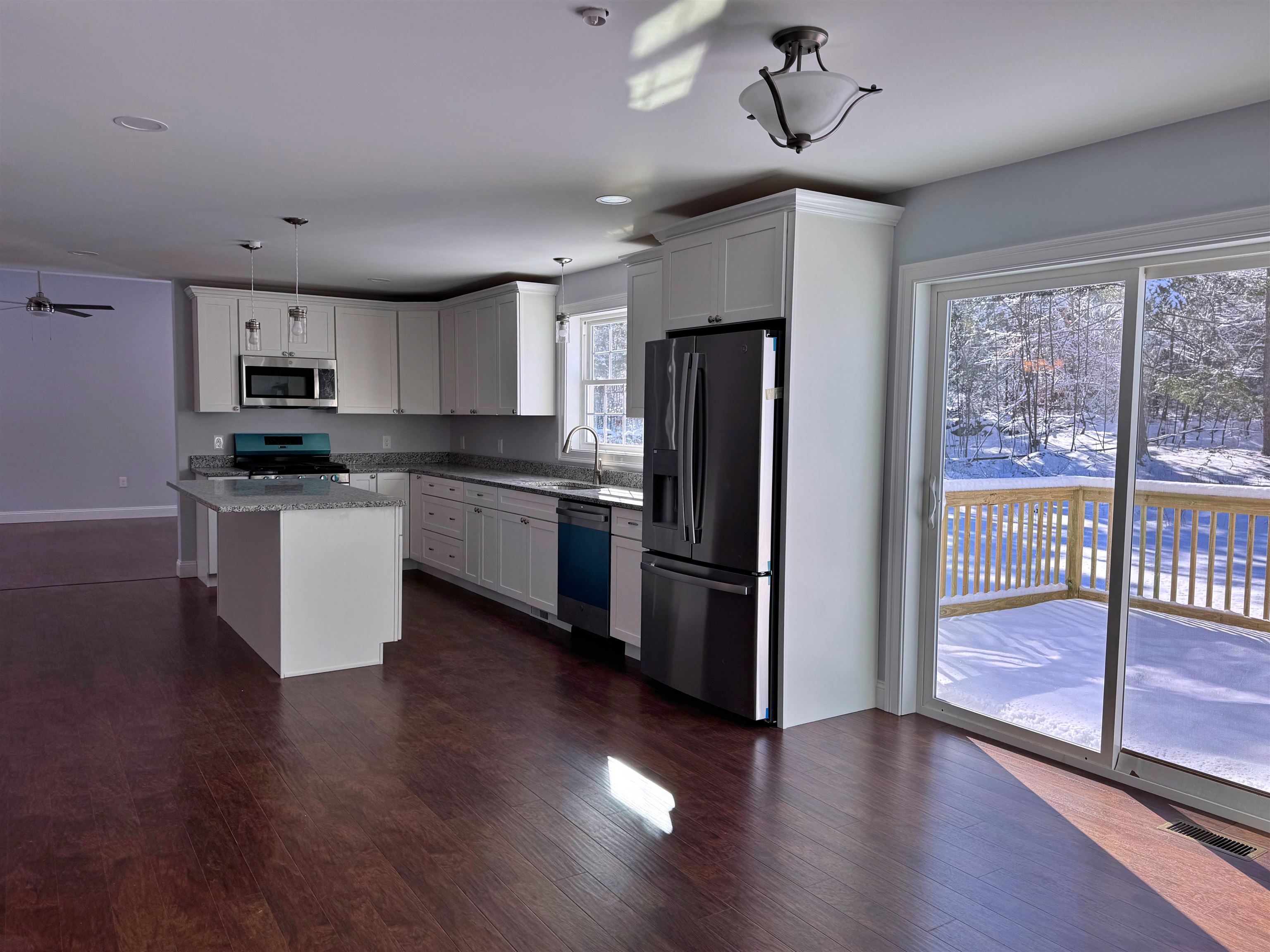21 Perkins Pond Road Weare, NH 03281 - Photo 6 of 24 Gallery Image 6