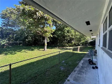 $1,595 | 2436 Van Buren Street, Unit 13, Hollywood, FL 33020