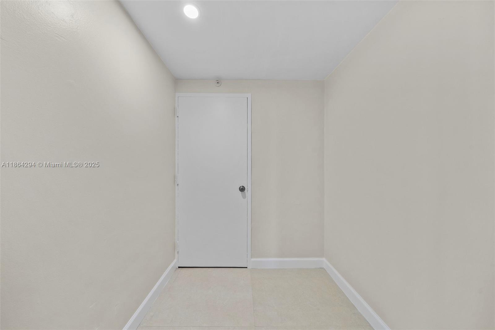 3301 Northeast 5th Avenue, Unit 1018 Miami, FL 33137 - Photo 24 of 24 a view of an empty room